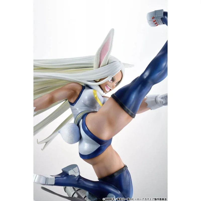 My Hero Academia Mirko Hero Suits Ver. 23 cm
