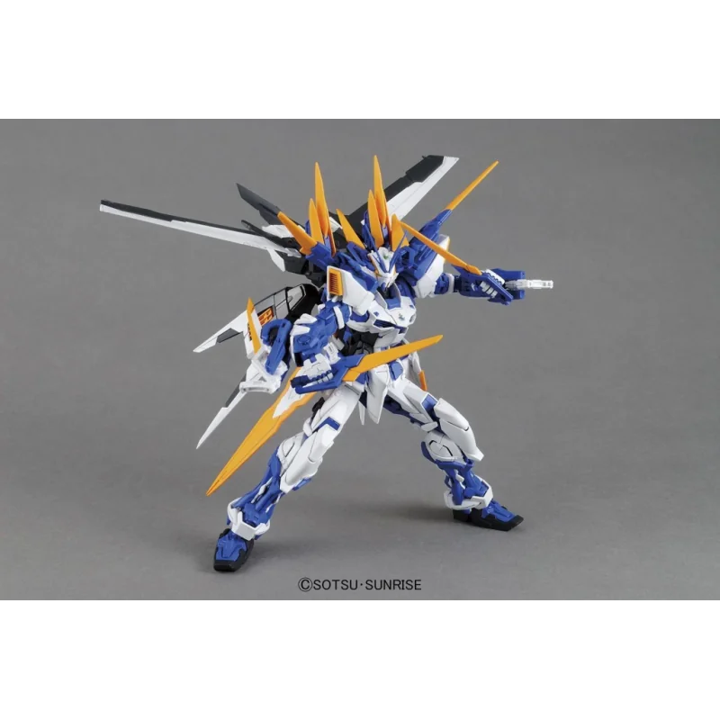 GUNDAM - MG 1/100 Gundam Astray Blue Frame D - Model Kit 18cm