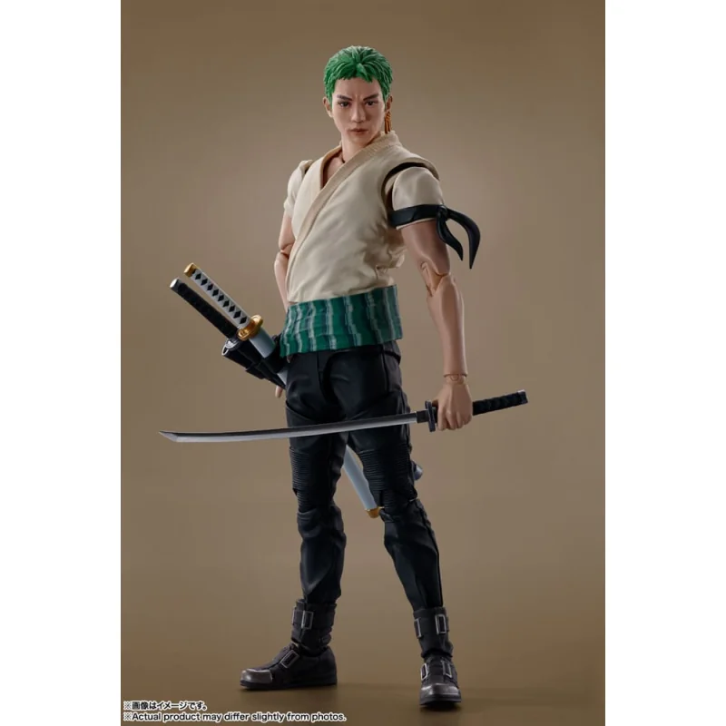 ONE PIECE NETFLIX - Roronoa Zoro - Figurine S.H. Figuarts 14cm