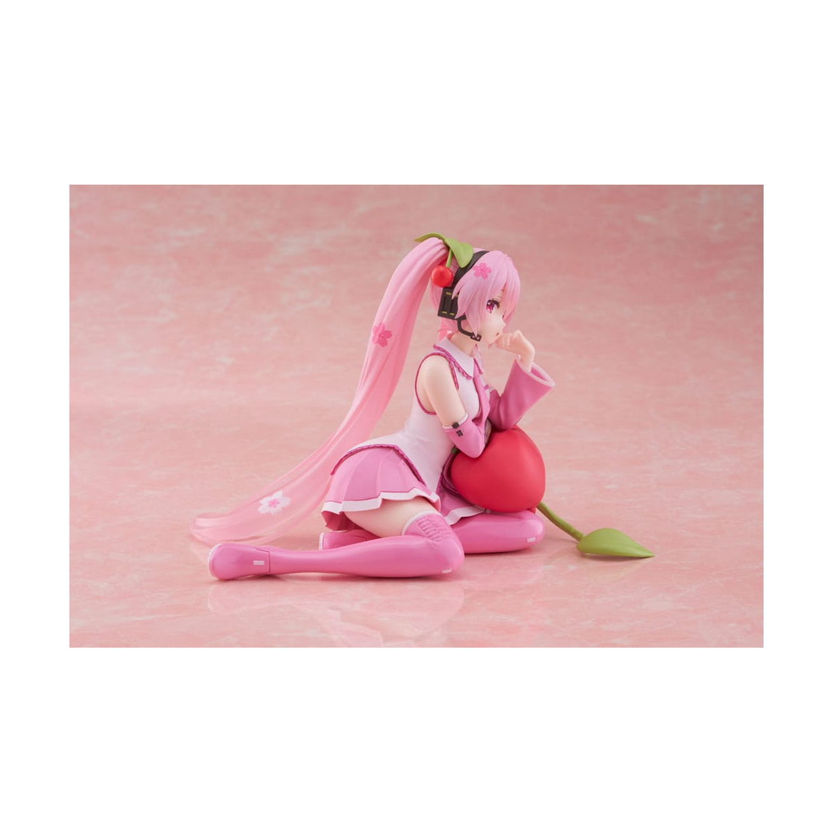 Hatsune Miku - Desktop Cute Figure Sakura Miku Cherry Cushion Ver. 13 cm