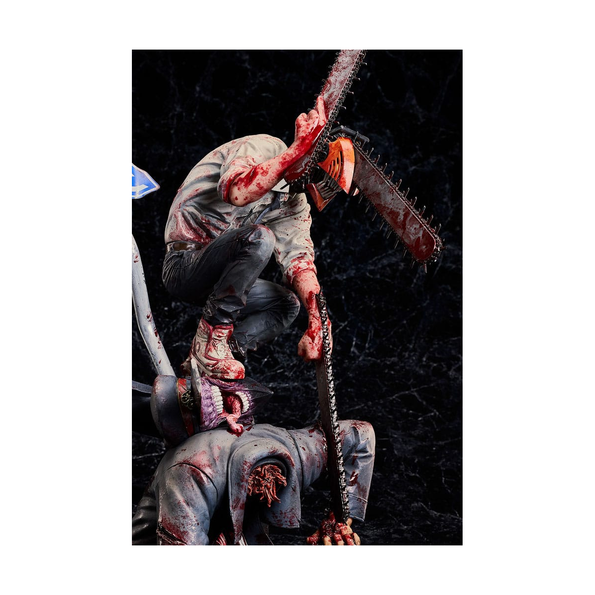 Chainsaw Man Figurine 1/7 Chainsaw Man Ver. by Takayuku Takeya 34 cm